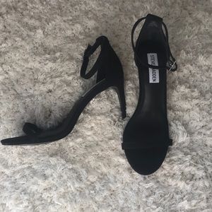 Black 3 inch heals